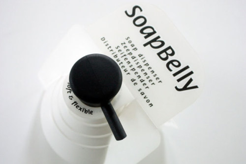 SoapBelly（ソープベリー）　ディスペンサー　白黒　モノトーン　WAGAYA　わがや　我が家　やさしいフォルムのホワイト＆ブラック　ソープディスペンサー　白いキッチン.jpg