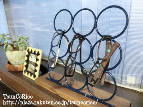 100均メガネ立て (18).JPG