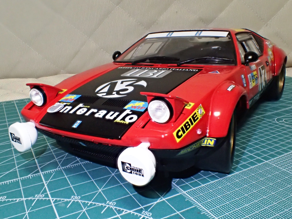 京商オリジナル 1/18スケール デ・トマソ パンテーラ GT4 1975 LM #43