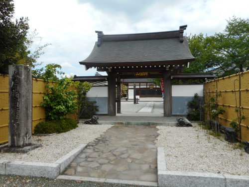 長篠城鳥居強右衛門新昌寺 (1).JPG