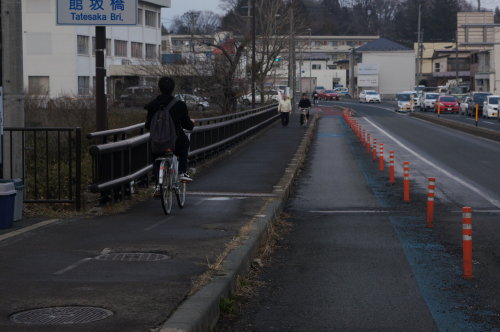 舘坂橋自転車通行帯での逆走自転車 盛岡自転車事情 楽天ブログ