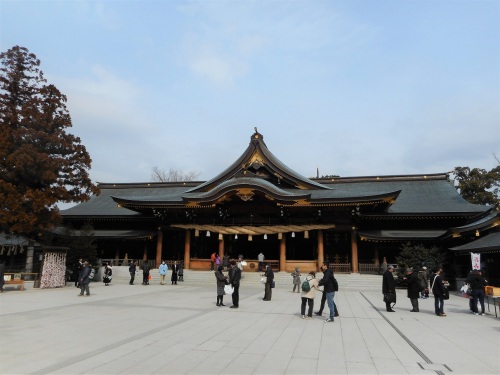 寒川神社拝殿.JPG