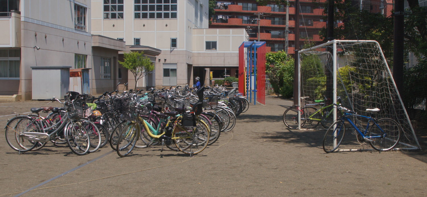 自転車 歩道 逆走 6月1日