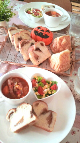 2012101312350001.jpg