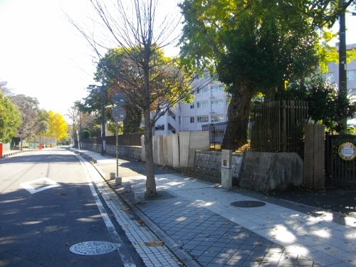 水戸城二の丸御三階櫓跡 (4) (500x375).jpg