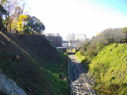 水戸城本丸空堀 (3) (500x375).jpg