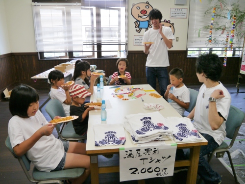 七夕の短冊＆酒屋冥利の会Tシャツ販売