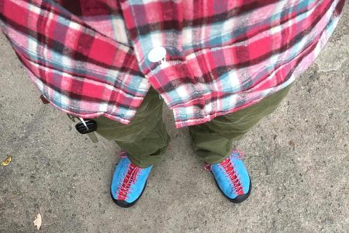 KEEN Jasper Saxe Blue×Red 1002669 SS11 & JOHNBULL　ﾜﾝｻｲﾃﾞｯﾄﾞｶｰｺﾞﾊﾟﾝﾂ　11114ﾀﾞｲ　NO.71-0445 & FOB FACTORY NEL CHECK WORK SHIRT F3296.JPG