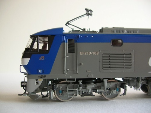 DSCN0392  ﾑｻｼﾉﾓﾃﾞﾙ EF210-100.JPG