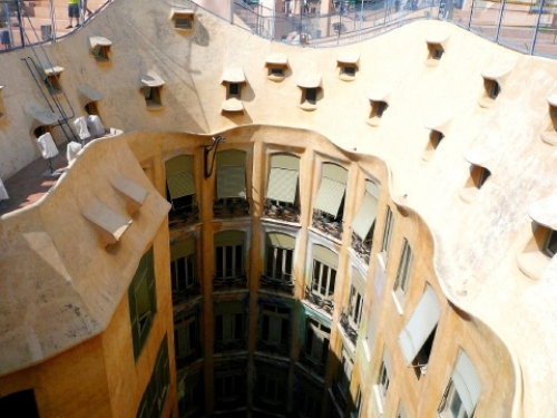 pict-カサ・ミラ 28.jpg