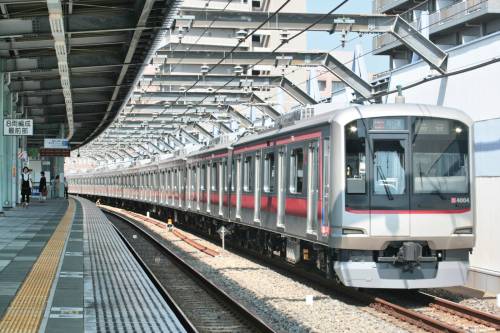 東急5050系4000番台 西武池袋線を走る 花見友紀の 鉄道のある日常 楽天ブログ