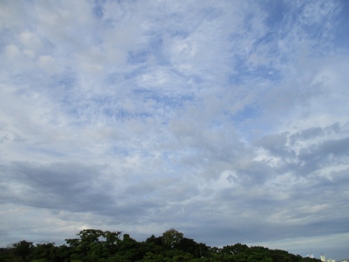 ９月の空