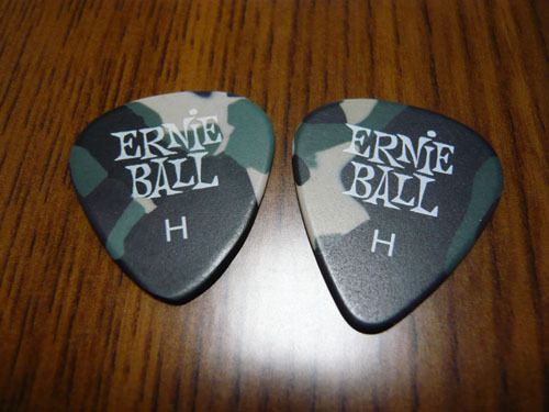 ernie_ball_pick.jpg