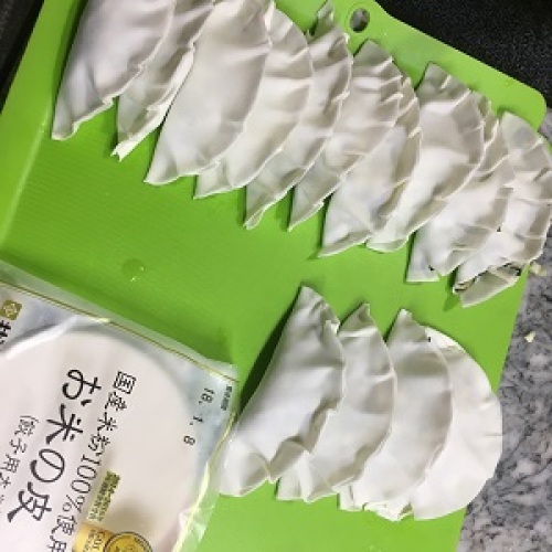 餃子の皮で包んではみたが  IMG_3459.jpg