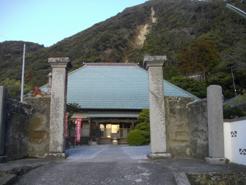 高塚山高塚不動尊 (500x375).jpg