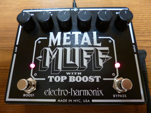 Electro_Harmonix_Metal_Muff_on.jpg