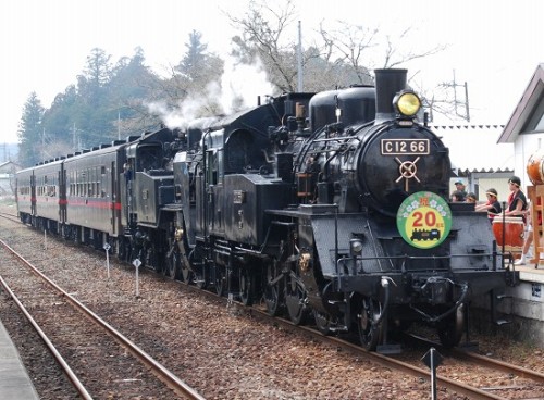2014_3_29_真岡鉄道SL運行20周年記念重連運転_市塙駅_06.jpg
