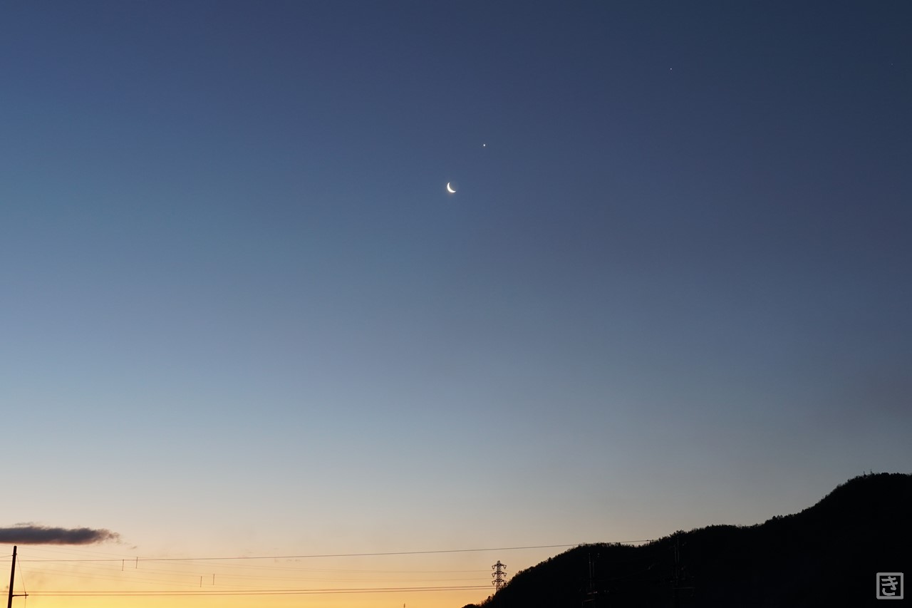 明け方の月と金星 Raging Murmur Rakuten Edition 楽天ブログ