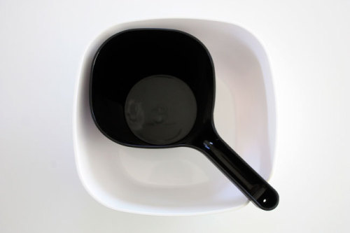 clovis-クロビス　ハンディボール　ウォッシュボール　曲線美　洗面器　Wagaya-（わがや）　我が家のバスルームのインテリア　美しく実用的な雑貨たち　セレクト　bathroom　雑貨.jpg