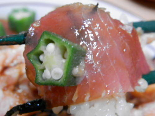 マグロ尽し丼03.JPG