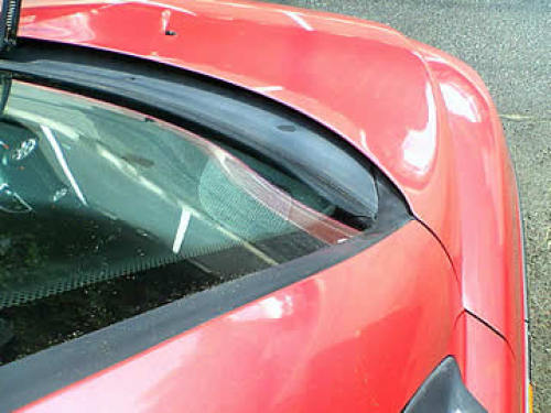 LanciaY-frontwindow.jpg