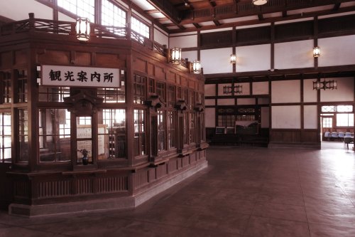 Concourse of Taisha Station 2