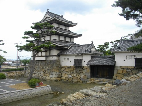 高松城水手御門月見櫓 (1) (500x375).jpg