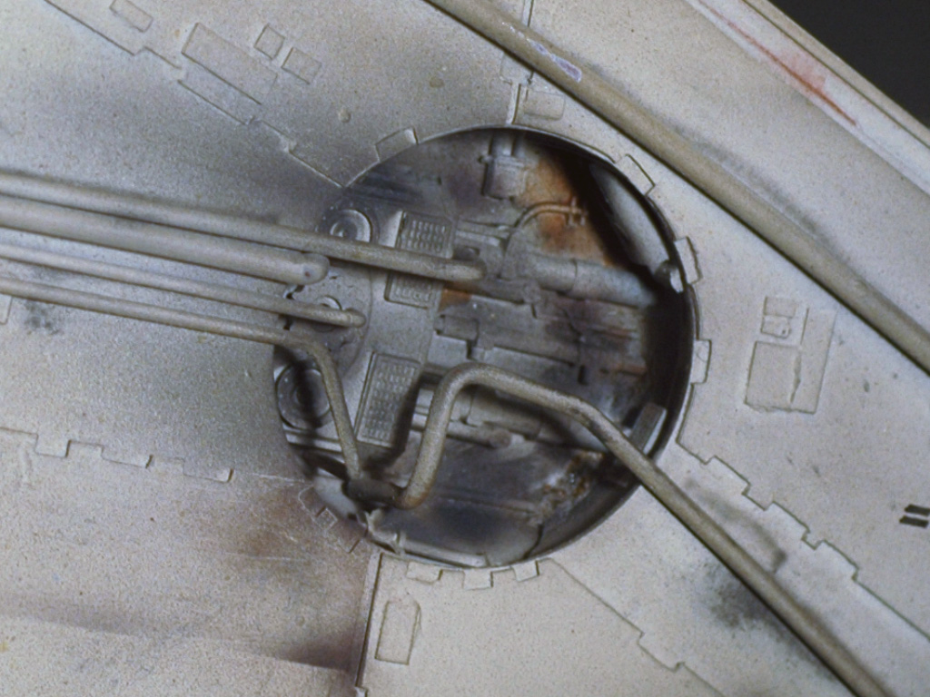 週刊スター・ウォーズ ミレニアム・ファルコン 第75号穴メカB注意