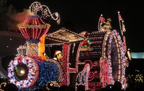 エレクトリカルパレード・ドリームライツ クリスマスミッキー 2014.jpg