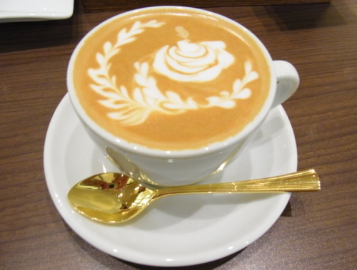 20130427レイクタウン3 ラテアート.jpg