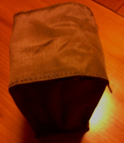 マジックテープ留め