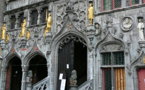 pict-聖血礼拝堂 3.jpg