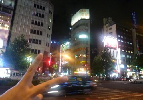 tokyo-38-新宿りnちゃんのピース.jpg