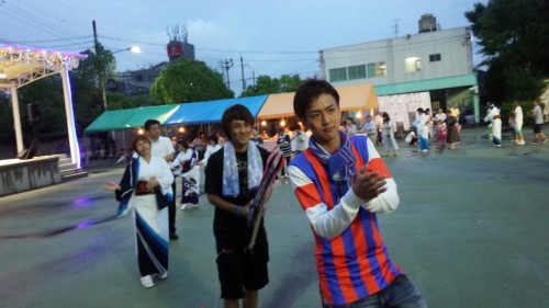 もっと真剣に踊れ！