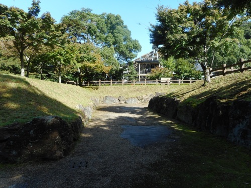 岐阜城信長居館跡 (4).JPG