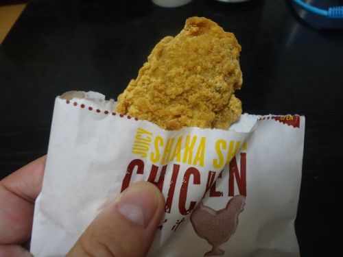 マクドナルド20(ジューシーシャカシャカチキン).JPG