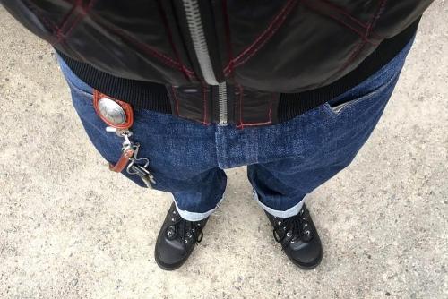 NIKE ZOOM SWAT TERMINATOR BLACK×BLACK ANTHRACITE 309450-001 & CANTON OVERALLS Denim Pants 500-1060 & Pherrow's BUM BLE BEE ﾅｲﾛﾝﾀﾞｲﾔｷﾙﾃｨﾝｸﾞｼﾞｬｹｯﾄ 07F-BTJ1.jpg