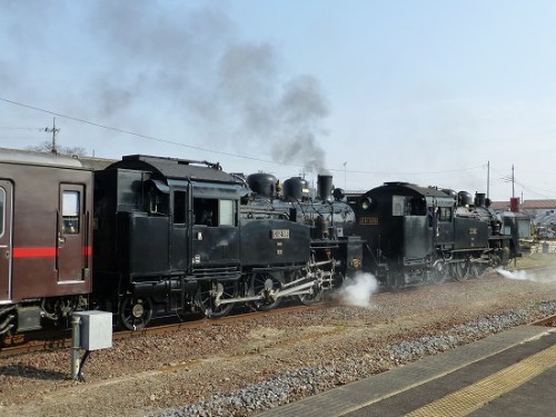 2014_3_29_真岡鉄道SL運行20周年記念重連運転_七井駅_04.jpg
