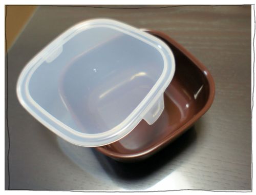 100円ショップ　セリア　保存容器