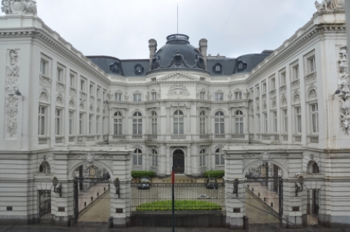 pict-裁判所 1.jpg