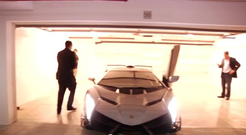LamborghiniVeneno.jpg