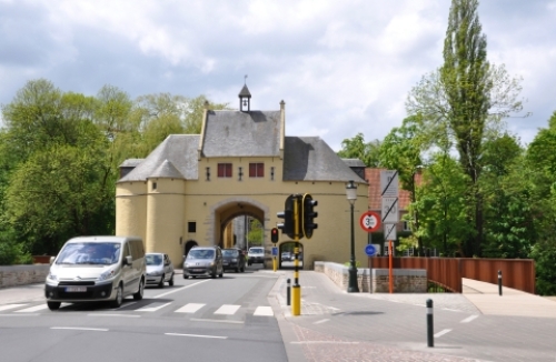 pict-鍛冶屋の門 1.jpg