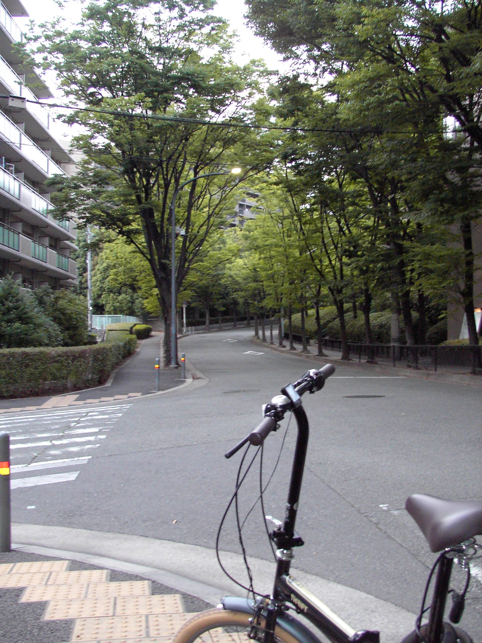 ここから江坂まで自転車