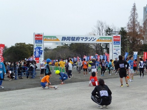 2012_03_04駿府マラソン10km以外のゴール.JPG