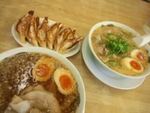 退院！妹夫婦に車で迎えに来てもらって、買い食い第2弾♪東生駒の来来亭で味玉ラーメンと餃子(≧∇≦)