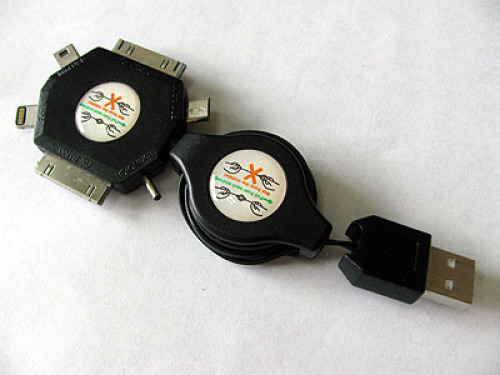 巻き取り式USB充電ケーブル