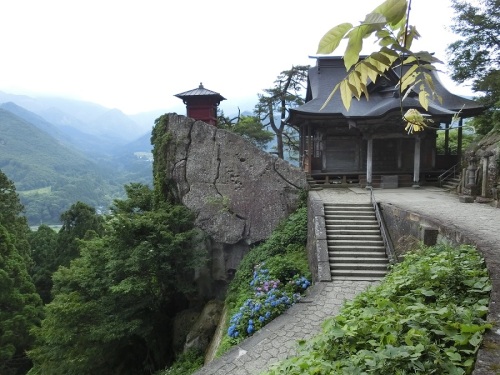 山寺　納経堂　開山堂.JPG