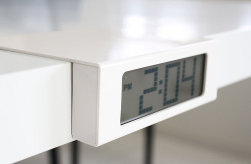 Vikis ikea. Настройка часов vikis 20047. Викис монт. Часы викис икеа. Белые электронные часы из ikea.