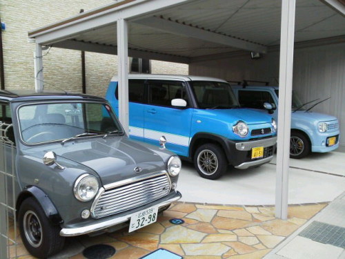 呉々蛸等さん邸（ミニクーパー，ハスラー，ラパン）