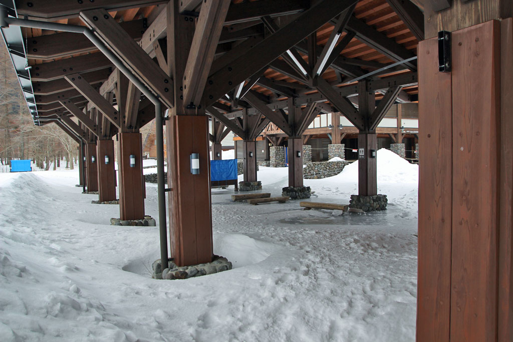 上高地バスターミナル